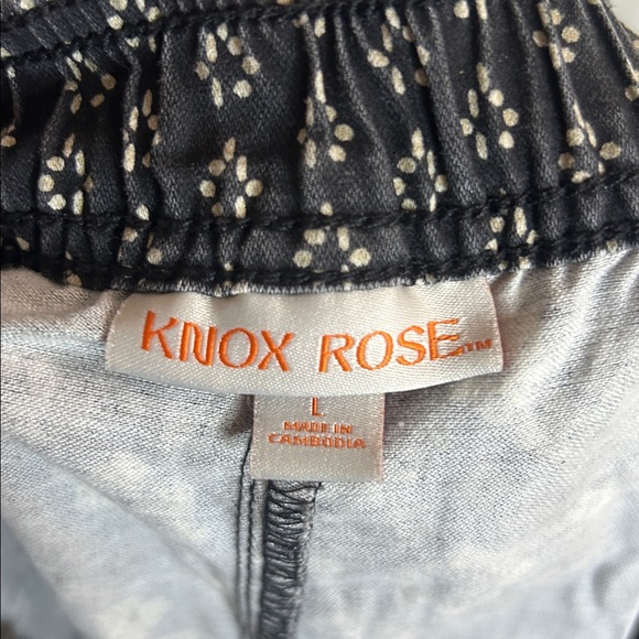 Knox Rose Boho Paisley Shorts - Picture 5 of 6